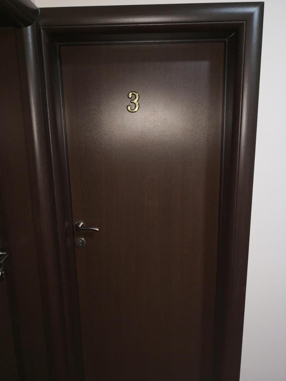 "Poseidon" Centar Aparthotel Stari Banovci Buitenkant foto